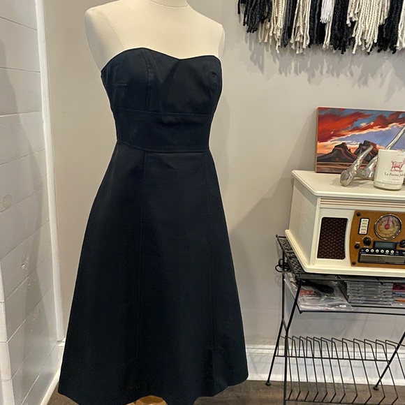 Midi Form Fit Dress - Picture 3 of 6